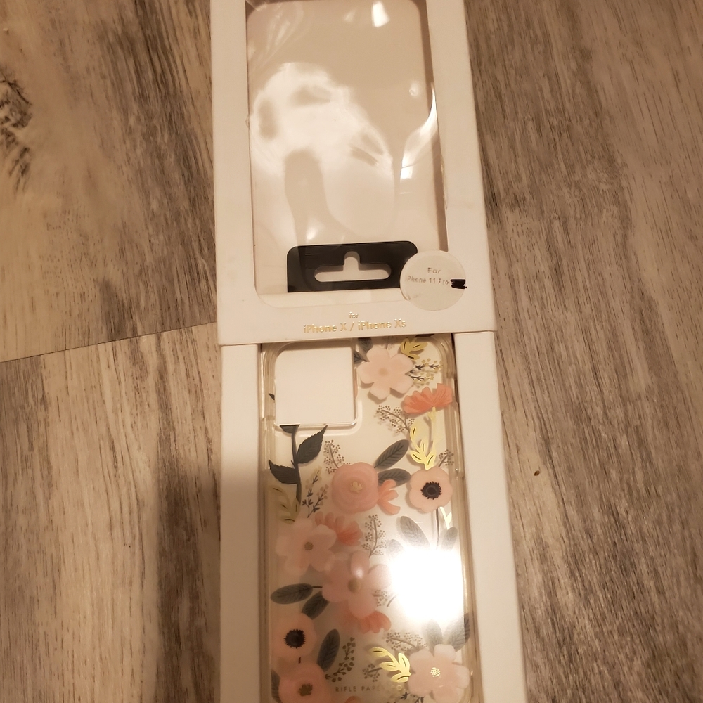 Iphone case - Picture 3 of 3